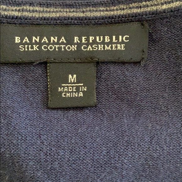 Banana Republic Navy Blue V-neck Sweater - Picture 4 of 4